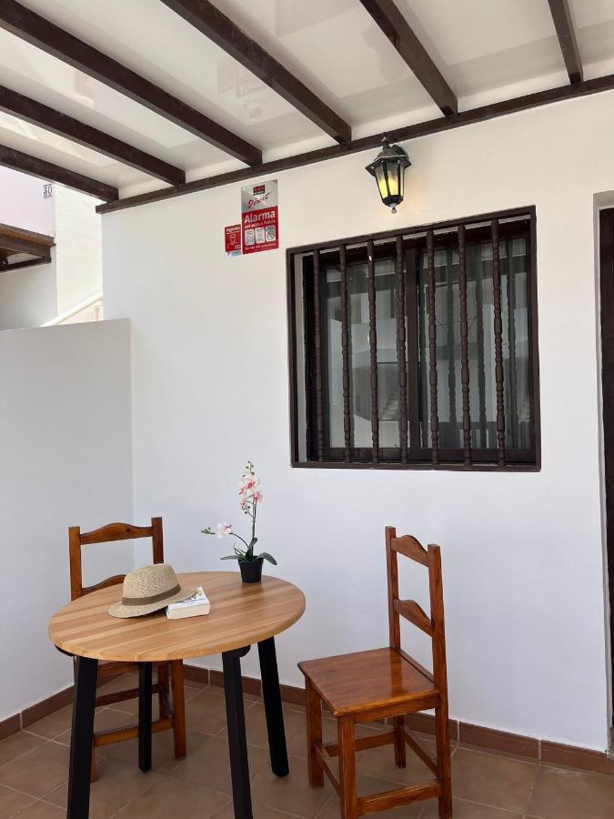 Apartamento Playa Honda 宏达海滩 外观 照片